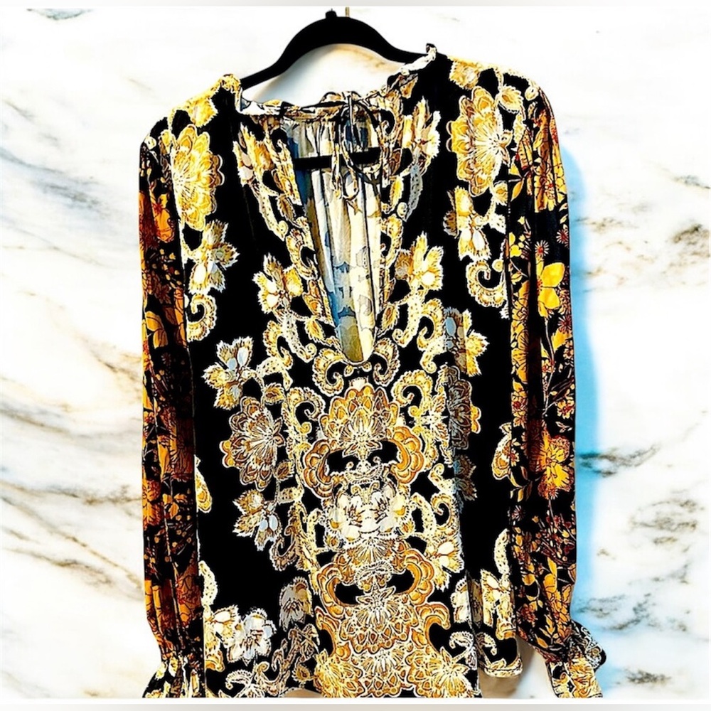 NWOT FREE PEOPLE TUNIC BLOUSE XS ,FIT S and M oversized - Picture 3 of 6